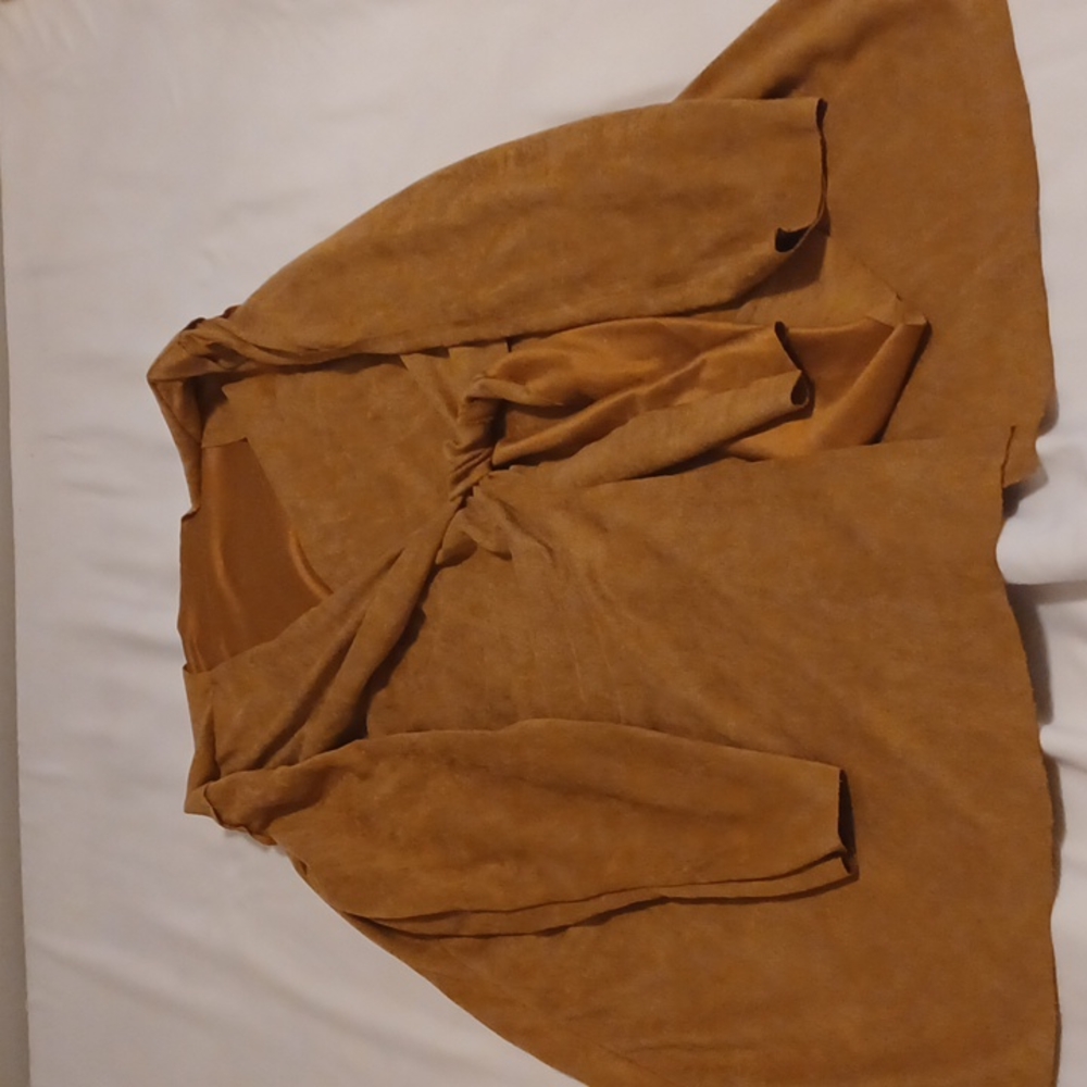 Beautiful  blazer size medium  color brow